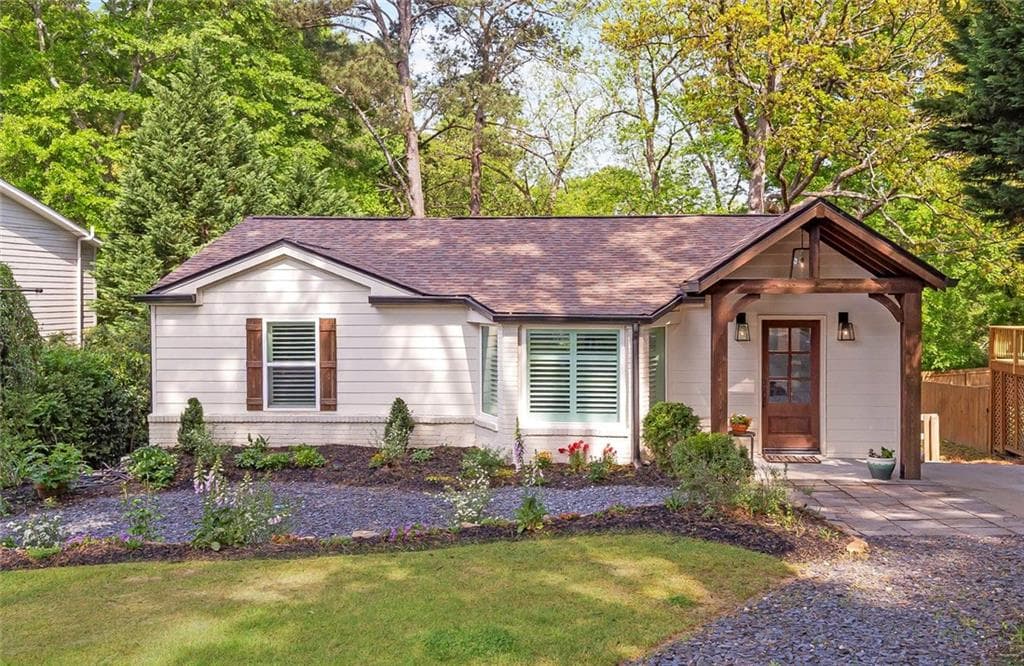 1840 Woodland Hills Avenue, Atlanta, GA 30318 — most recent listing photo