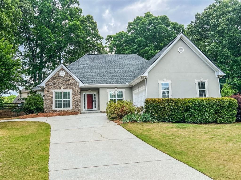 3 bedroom, 2 bathroom, 2,598 sq ft single family residence sold at 4008 Biltmore Cove Way, Buford, GA 30519