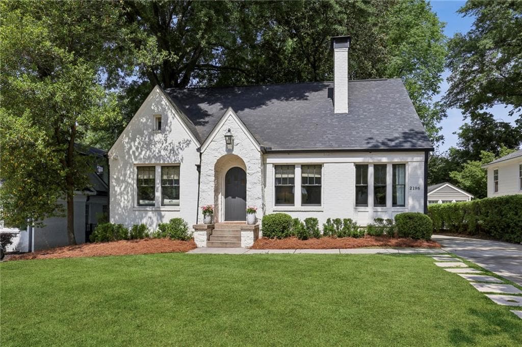 4 bedroom, 3 bathroom, 2,303 sq ft single family residence sold at 2196 Willow Avenue, Atlanta, GA 30305