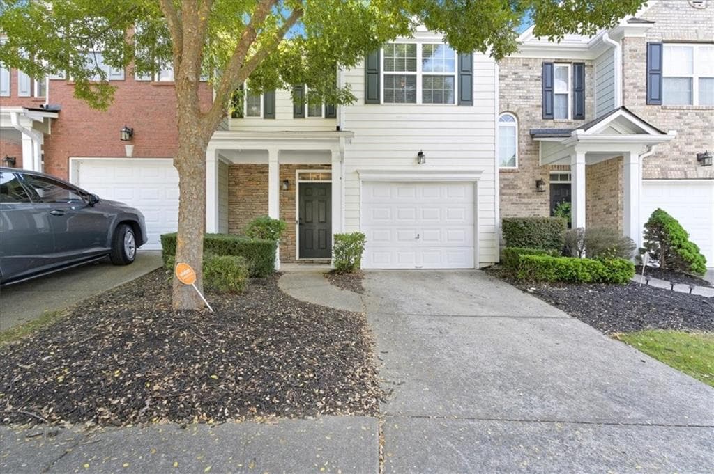 3 bedroom, 3 bathroom, 1,578 sq ft townhouse for sale at 3311 Thornbridge Drive, Powder Springs, GA 30127