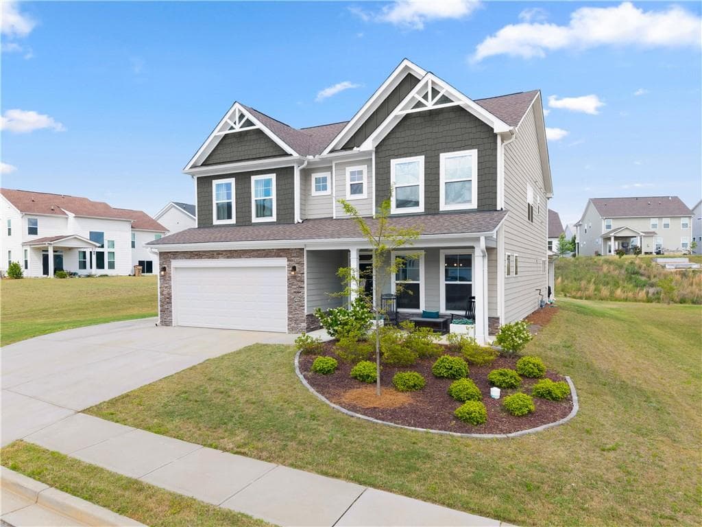 537 Redfish Way, Hoschton, GA 30548 — most recent listing photo
