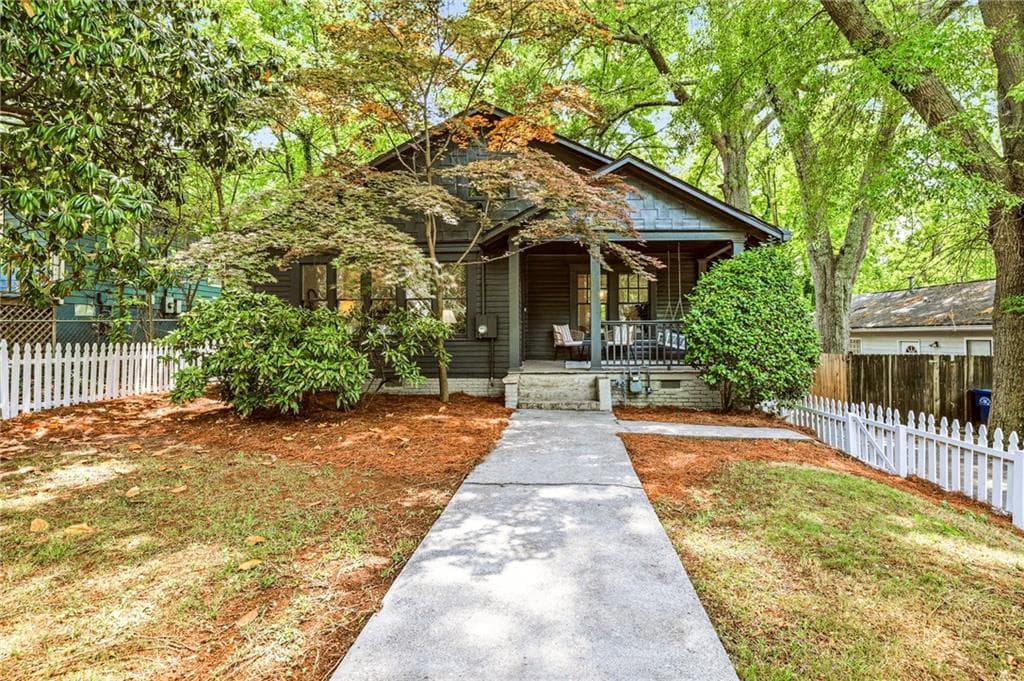 2 bedroom, 1 bathroom, 1,307 sq ft single family residence sold at 1281 Hosea L Williams Drive, Atlanta, GA 30317