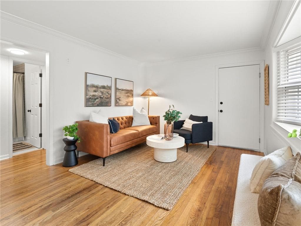 2 bedroom, 1 bathroom, 723 sq ft condominium for sale at 841 Frederica Street 22, Atlanta, GA 30306