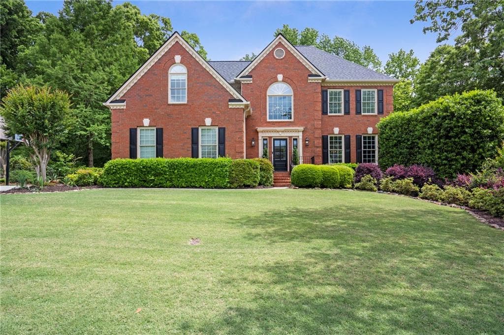 570 Fawn Run, Alpharetta, GA 30005 — most recent listing photo