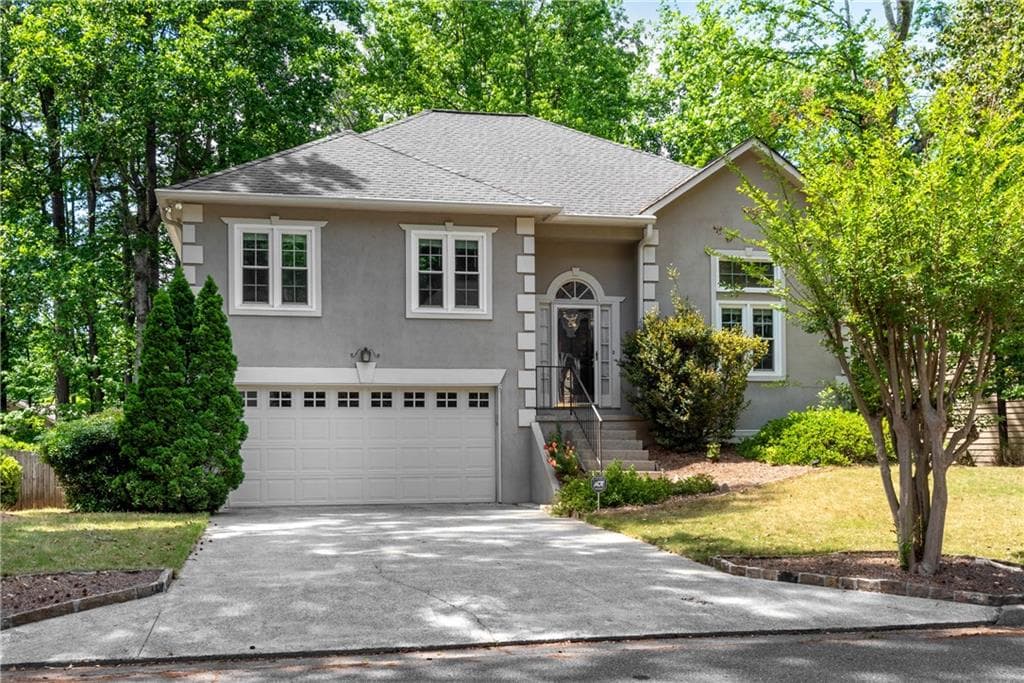 8910 Club River Drive, Roswell, GA 30076 — most recent listing photo