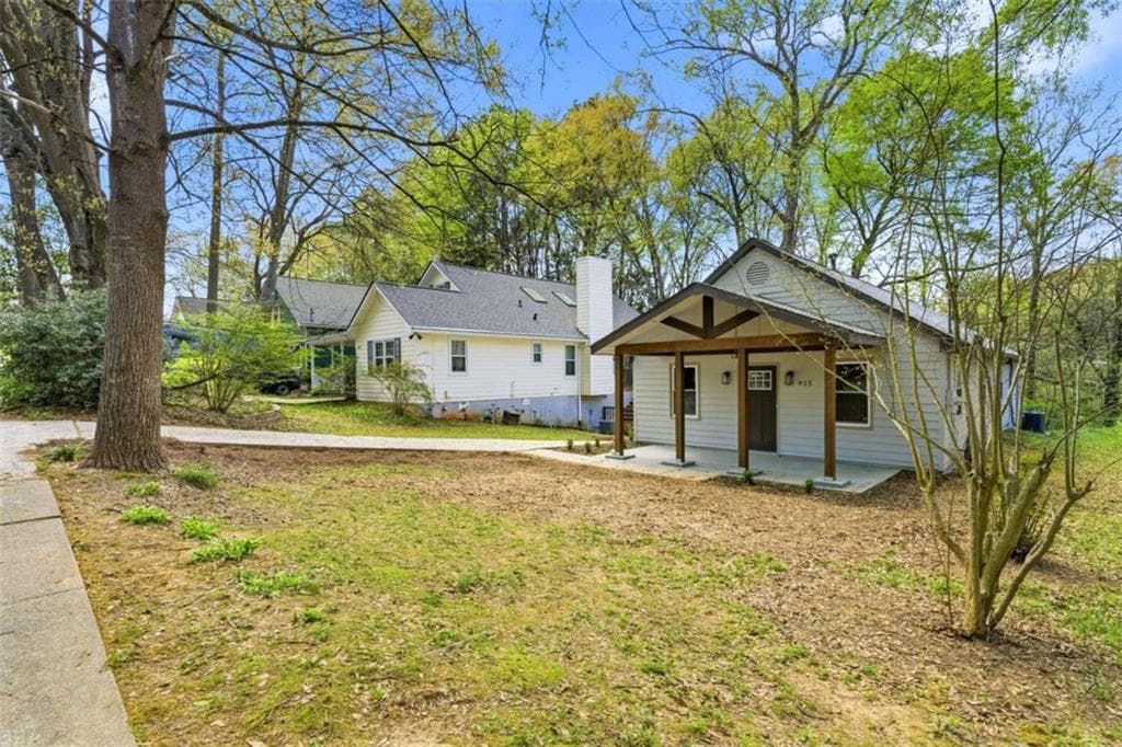 3 bedroom, 2 bathroom single family residence sold at 915 Walker Avenue, Atlanta, GA 30316
