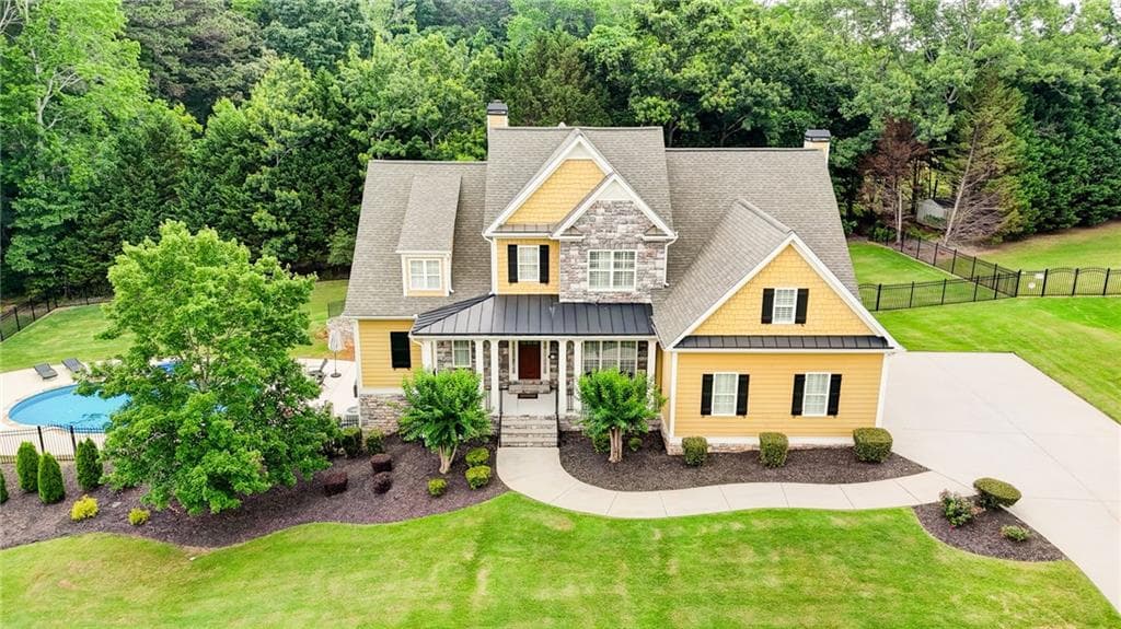 6 bedroom, 6 bathroom, 6,114 sq ft single family residence sold at 116 Archstone Square, Mcdonough, GA 30253
