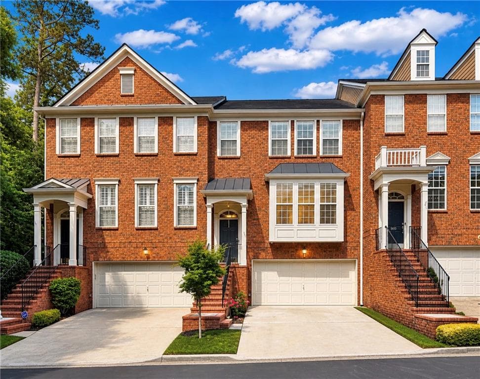 4 bedroom, 4 bathroom, 2,219 sq ft townhouse sold at 5012 Foxfield Trace, Atlanta, GA 30339
