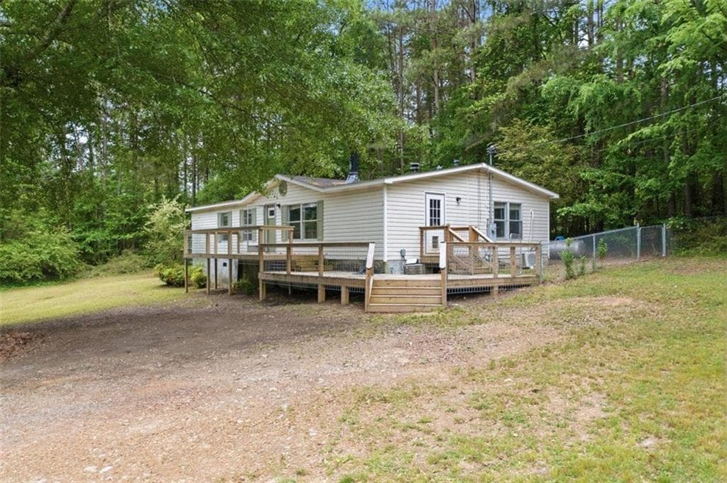 3 bedroom, 2 bathroom, 1,428 sq ft single family residence sold at 101 Roper Road, Aragon, GA 30104