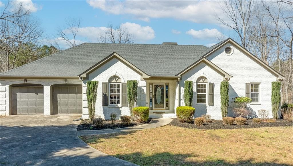 5 bedroom, 3 bathroom, 4,704 sq ft single family residence for sale at 8160 Stone Hill Road, Cumming, GA 30028