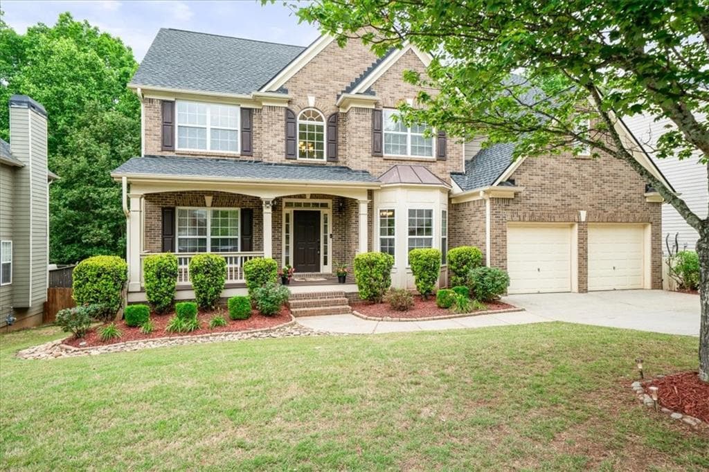 6 bedroom, 5 bathroom, 4,500 sq ft single family residence sold at 4030 Suwanee Bend Drive, Suwanee, GA 30024