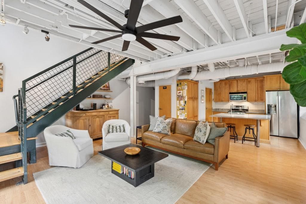 2 bedroom, 3 bathroom, 1,316 sq ft condominium sold at 1791 Harper Street E, Atlanta, GA 30318