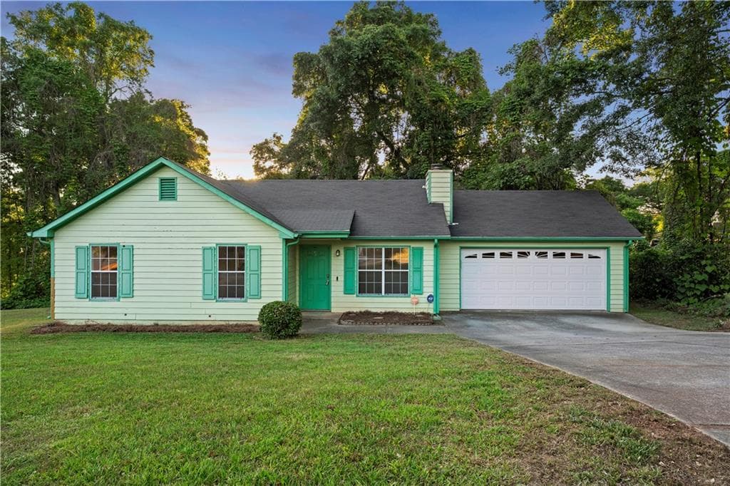 3 bedroom, 2 bathroom, 1,057 sq ft single family residence sold at 3504 Freeport Drive, Flowery Branch, GA 30542