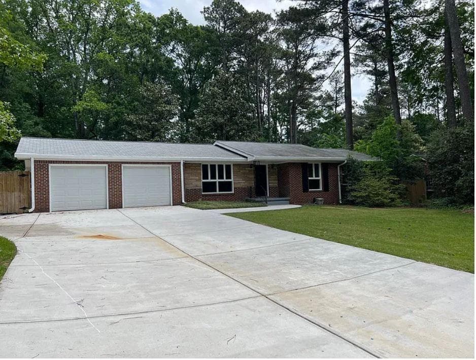 3 bedroom, 2 bathroom, 1,774 sq ft single family residence for sale at 3284 Embry Circle, Atlanta, GA 30341