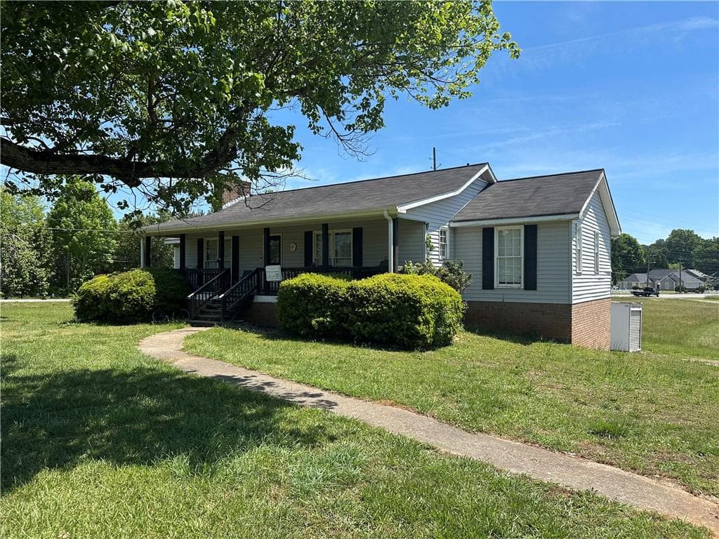 420 Brittany Drive, Canton, GA 30115 — most recent listing photo