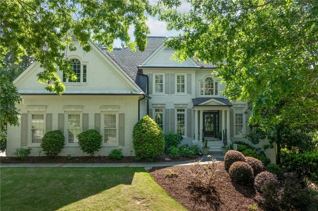 6 bedroom, 5 bathroom, 5,400 sq ft single family residence sold at 1039 Windermere Crossing, Cumming, GA 30041