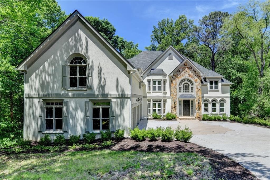 4 bedroom, 6 bathroom, 6,280 sq ft single family residence for sale at 545 Slane Trace, Roswell, GA 30076