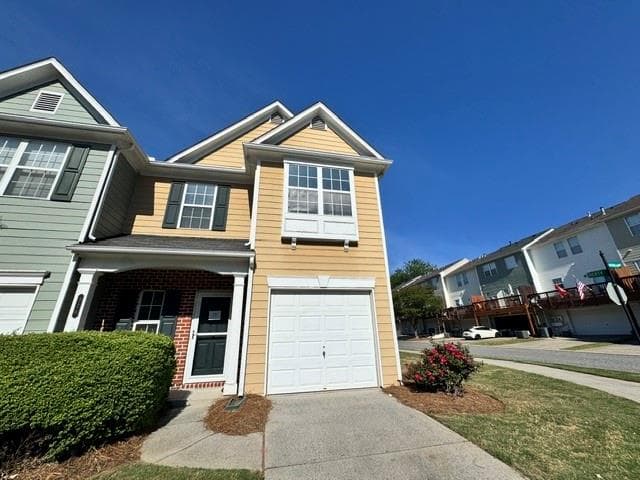 2 bedroom, 3 bathroom, 1,584 sq ft townhouse for sale at 320 Antebellum Place, Woodstock, GA 30188