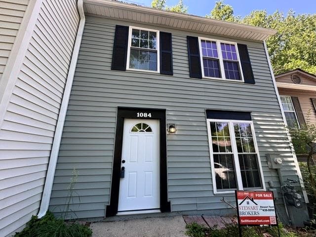 2 bedroom, 3 bathroom, 1,280 sq ft townhouse sold at 1084 Huntington Trace, Smyrna, GA 30082