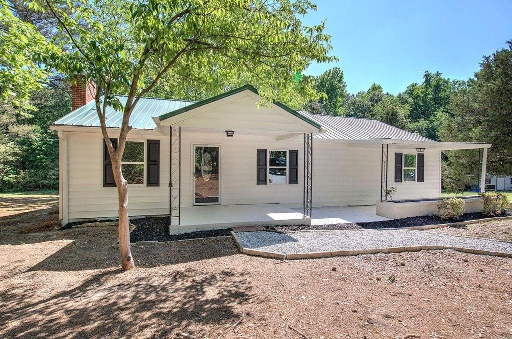 3 bedroom, 2 bathroom, 1,528 sq ft single family residence sold at 48 Watson Drive, Villa Rica, GA 30180