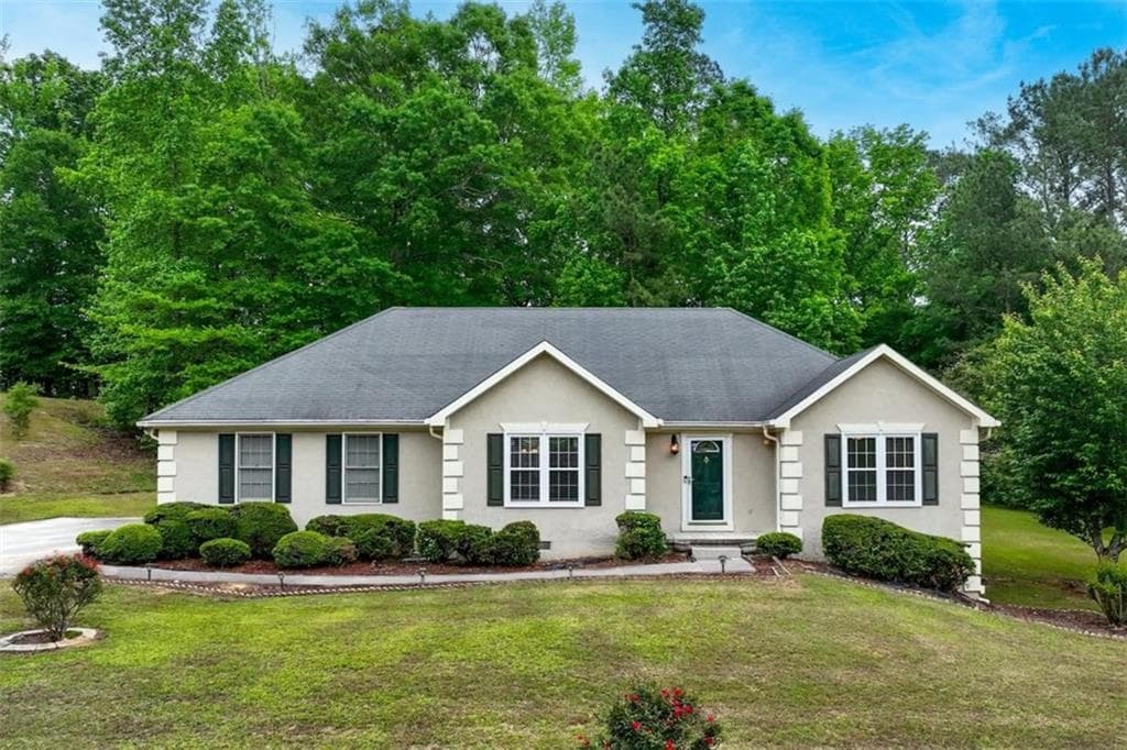 3 bedroom, 2 bathroom, 1,838 sq ft single family residence sold at 285 Burch Road, Fayetteville, GA 30215