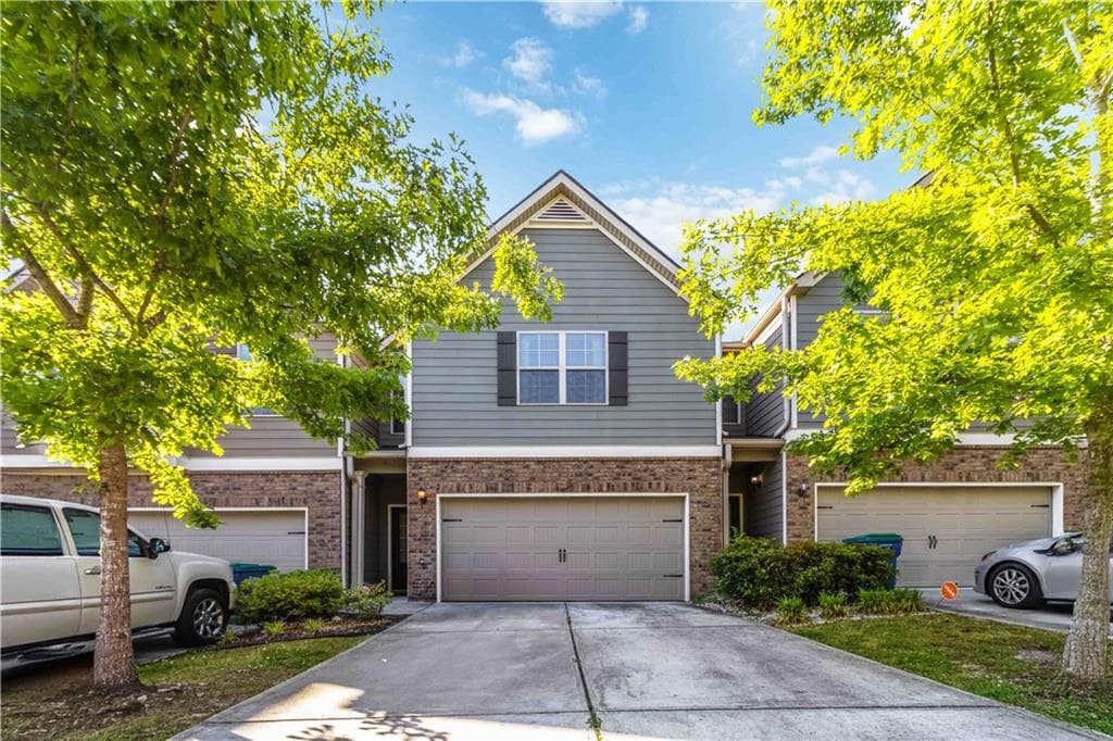 3 bedroom, 2 bathroom, 2,080 sq ft townhouse under contract at 7839 Rock Rose Lane, Fairburn, GA 30213
