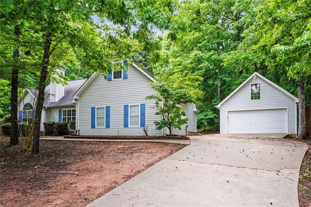 4 bedroom, 2 bathroom, 2,065 sq ft single family residence sold at 240 Dillion Drive, Hampton, GA 30228