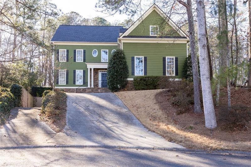 5 bedroom, 4 bathroom, 3,950 sq ft single family residence sold at 1707 Kenbrook Court, Acworth, GA 30101