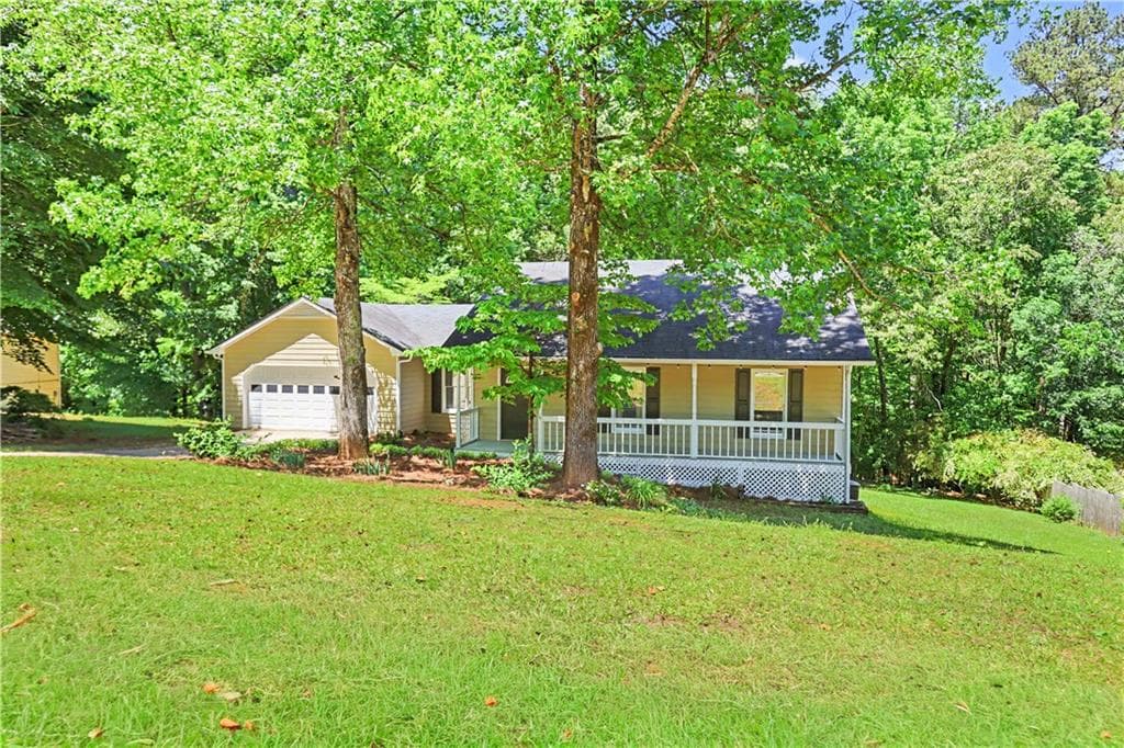 3 bedroom, 2 bathroom single family residence sold at 1621 Summit Ridge, Auburn, GA 30011