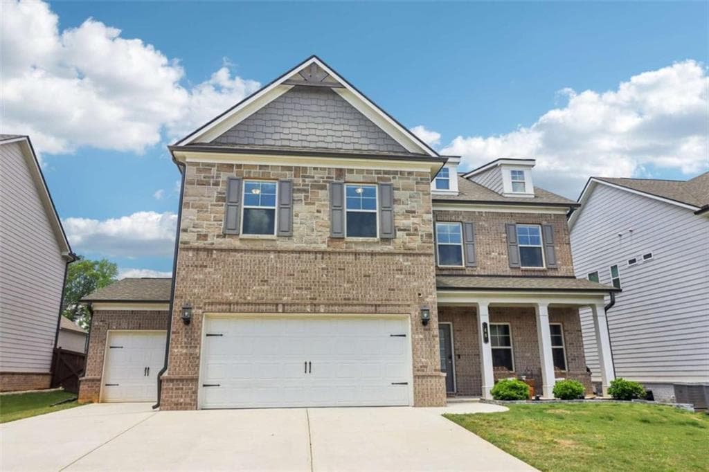 5 bedroom, 4 bathroom, 2,852 sq ft single family residence under contract at 66 Cottontail Lane, Loganville, GA 30052
