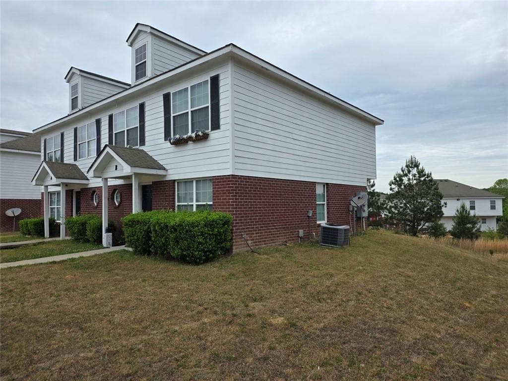 4 bedroom, 3 bathroom, 1,472 sq ft townhouse sold at 626 Mill Stone Bluff B, Monroe, GA 30655