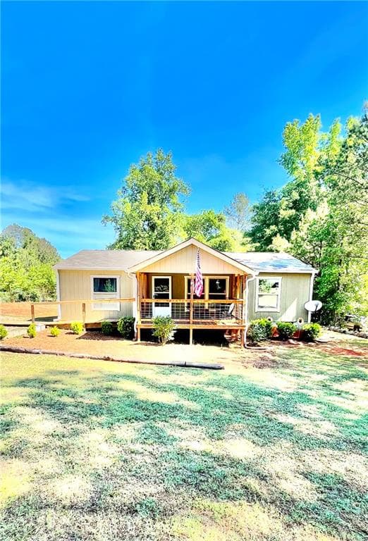 3 bedroom, 2 bathroom, 1,408 sq ft single family residence sold at 1090 River Woods Drive, Madison, GA 30650