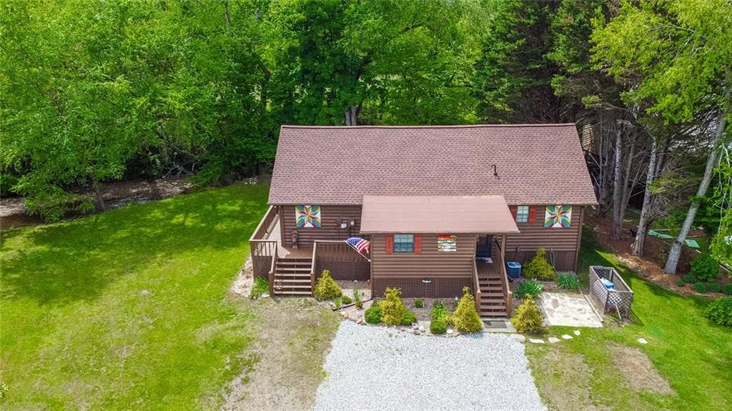 3 bedroom, 2 bathroom, 1,556 sq ft single family residence for sale at 107 Litton Way, Blairsville, GA 30512
