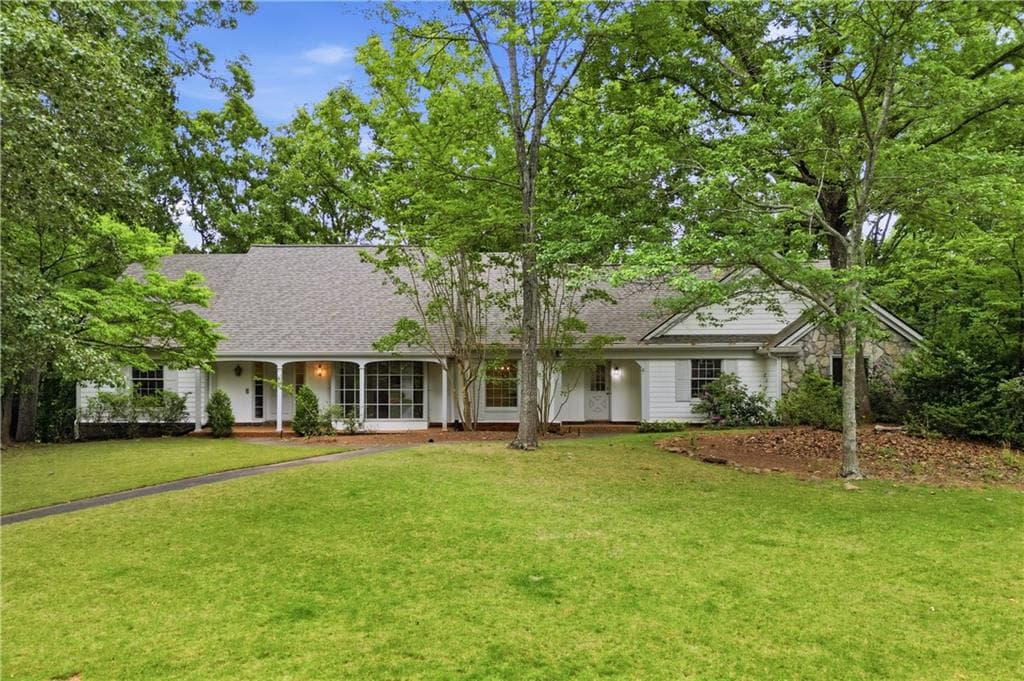5 bedroom, 4 bathroom, 4,507 sq ft single family residence sold at 600 Meuse Way, Alpharetta, GA 30022