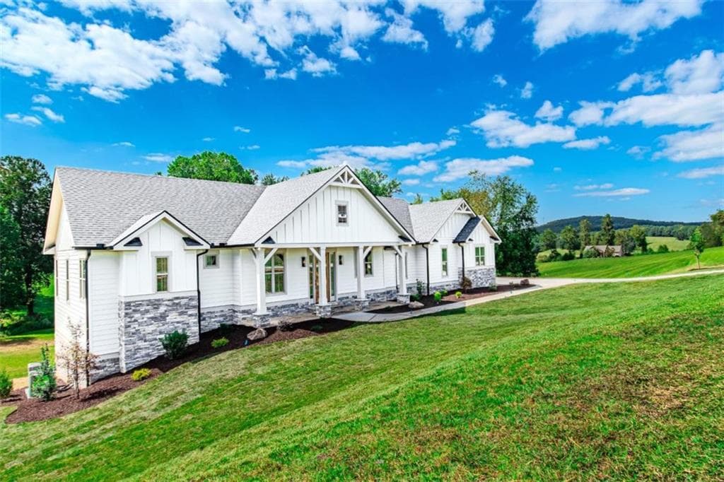 1250 Owen Glen Drive, Blairsville, GA 30512 — most recent listing photo