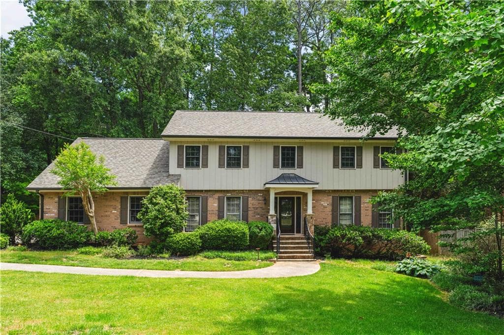 5 bedroom, 3 bathroom, 2,927 sq ft single family residence sold at 4955 Mill Stream Court, Atlanta, GA 30338
