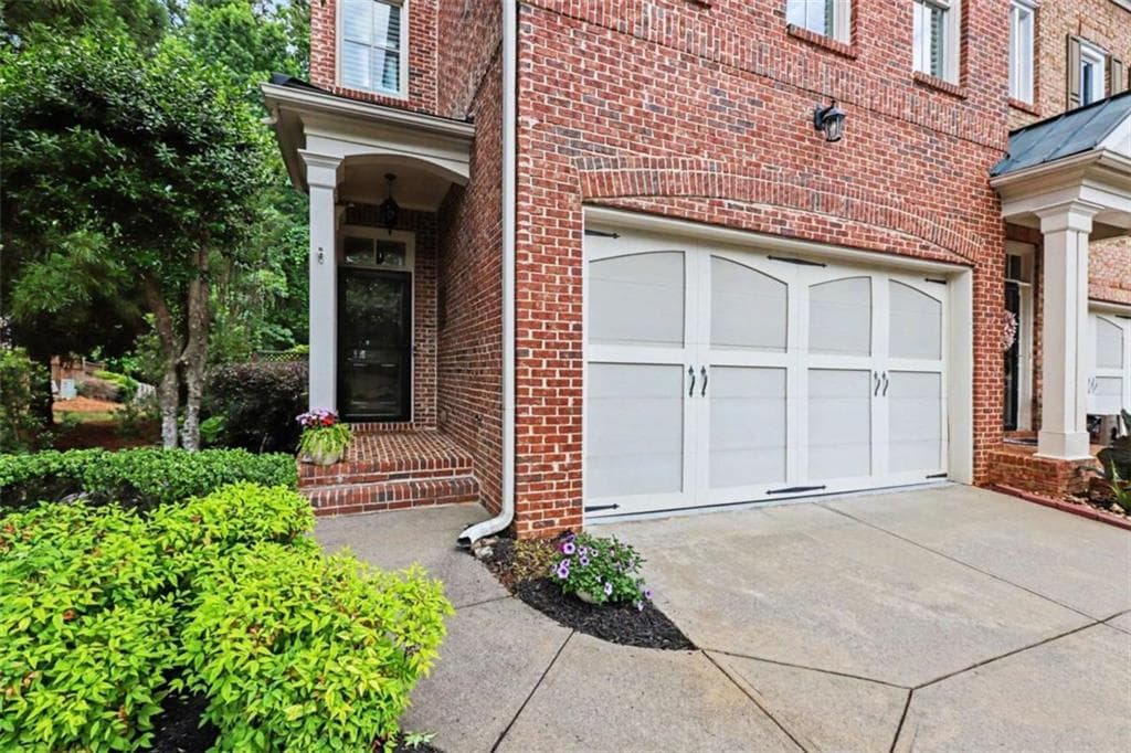 4 bedroom, 6 bathroom, 4,044 sq ft townhouse for sale at 6070 Narcissa Place, Johns Creek, GA 30097