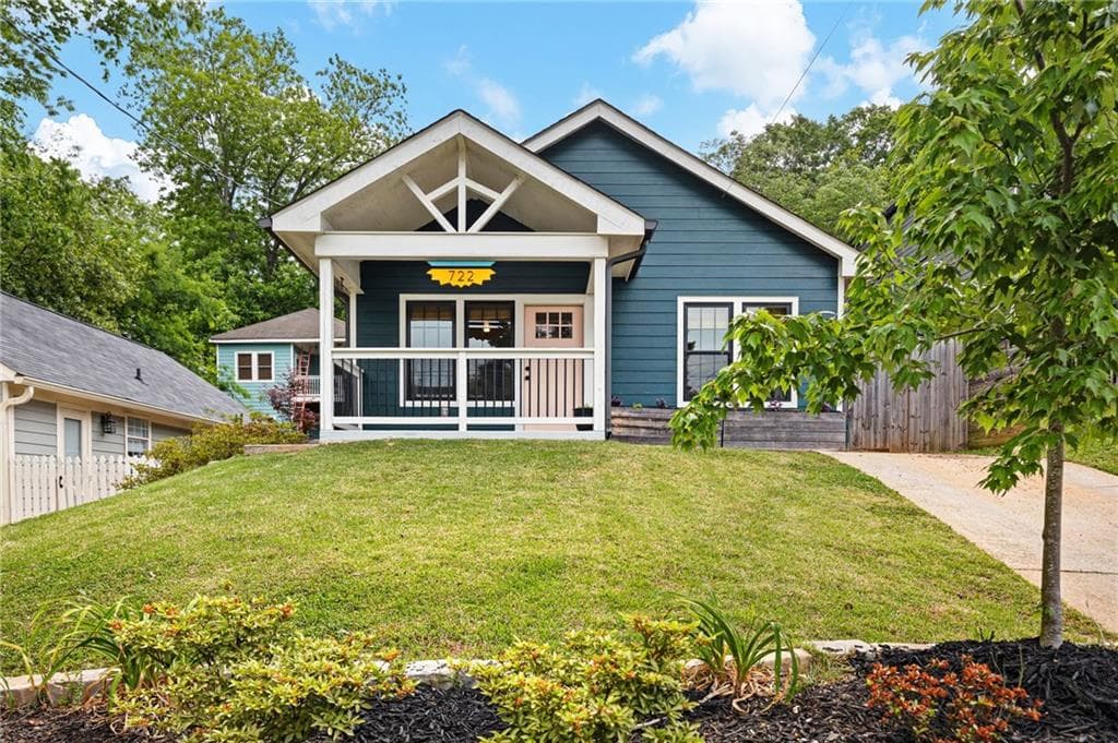 3 bedroom, 2 bathroom, 1,077 sq ft single family residence sold at 722 Grant Terrace, Atlanta, GA 30315