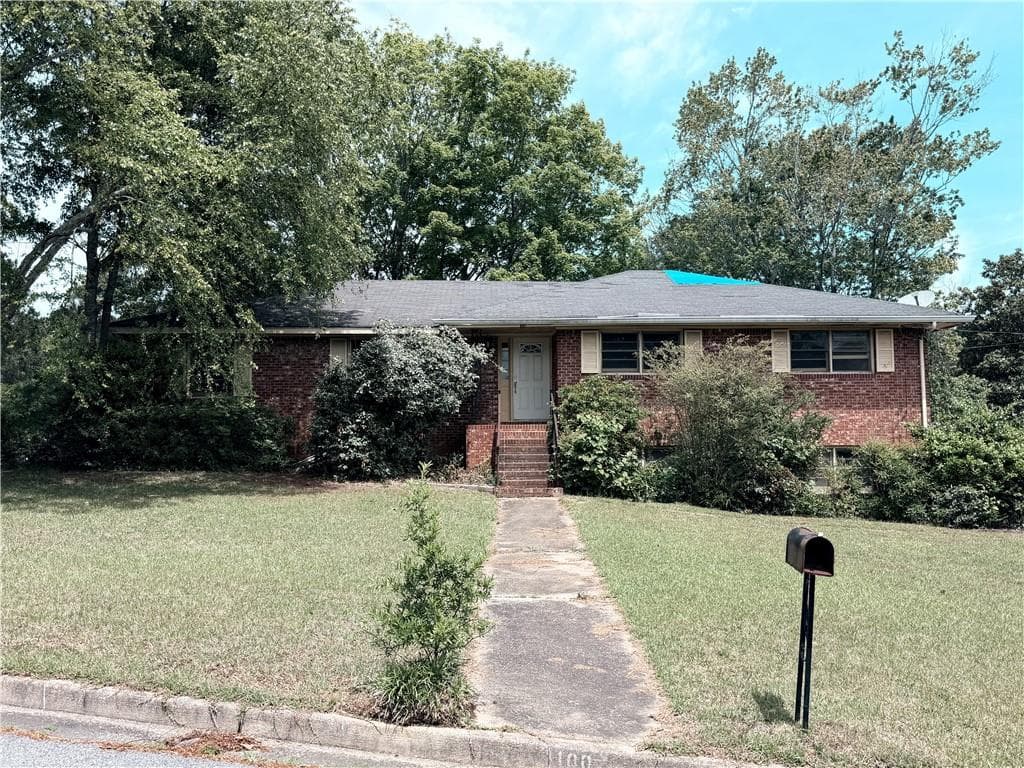 3 bedroom, 2 bathroom, 1,820 sq ft single family residence sold at 100 Rimel Lane, Atlanta, GA 30349