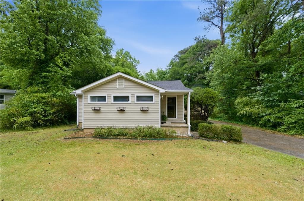 4 bedroom, 2 bathroom, 2,071 sq ft single family residence sold at 110 Morris Road, Mableton, GA 30126