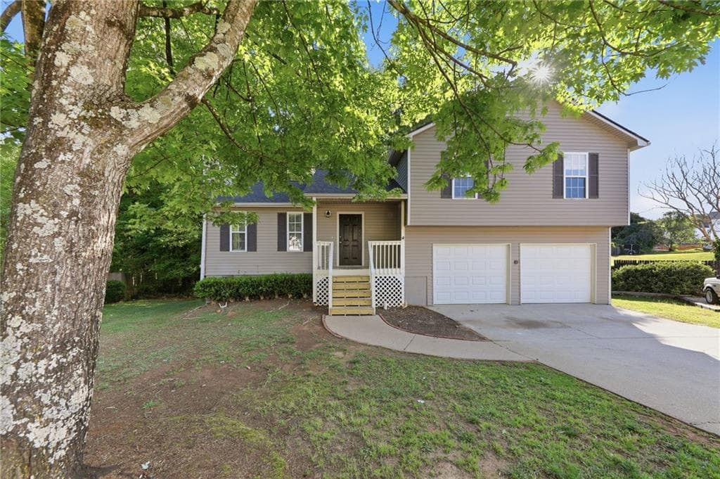 3 bedroom, 2 bathroom, 1,228 sq ft single family residence sold at 237 Winchester Drive, Villa Rica, GA 30180