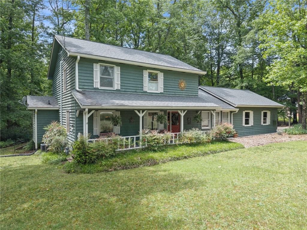 3 bedroom, 3 bathroom, 2,028 sq ft single family residence sold at 409 Pine Lake Drive, Cumming, GA 30040