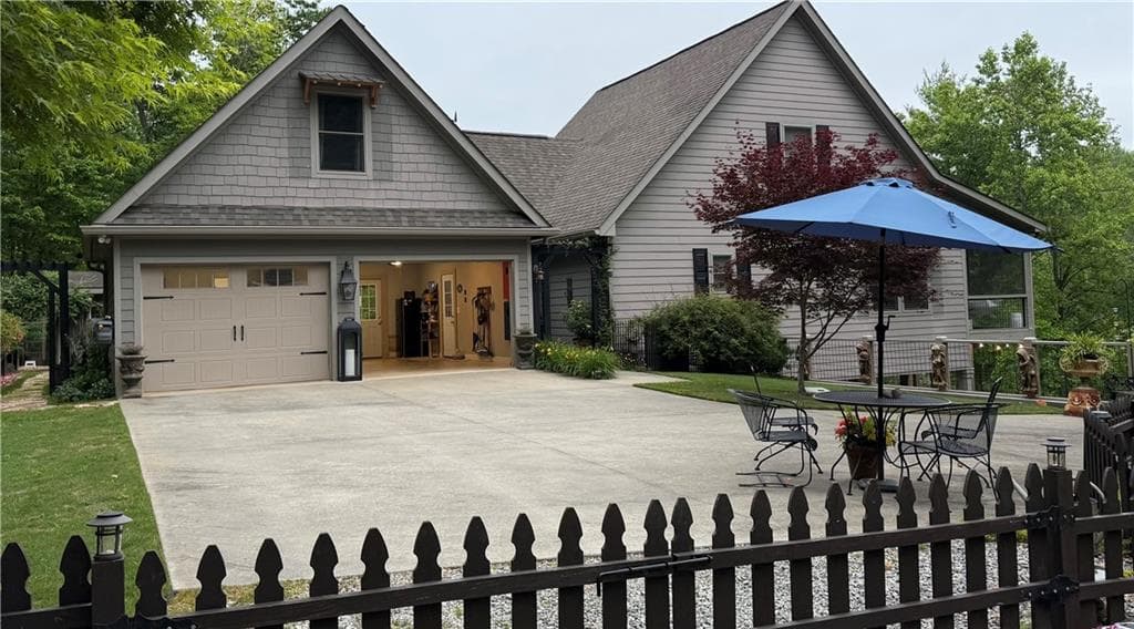 2 bedroom, 3 bathroom, 2,298 sq ft single family residence sold at 106 Nimblewill Overlook, Dahlonega, GA 30533