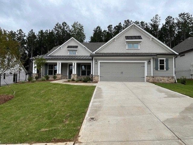 2 bedroom, 3 bathroom, 2,657 sq ft single family residence under contract at 641 Highgrove Circle, Canton, GA 30115