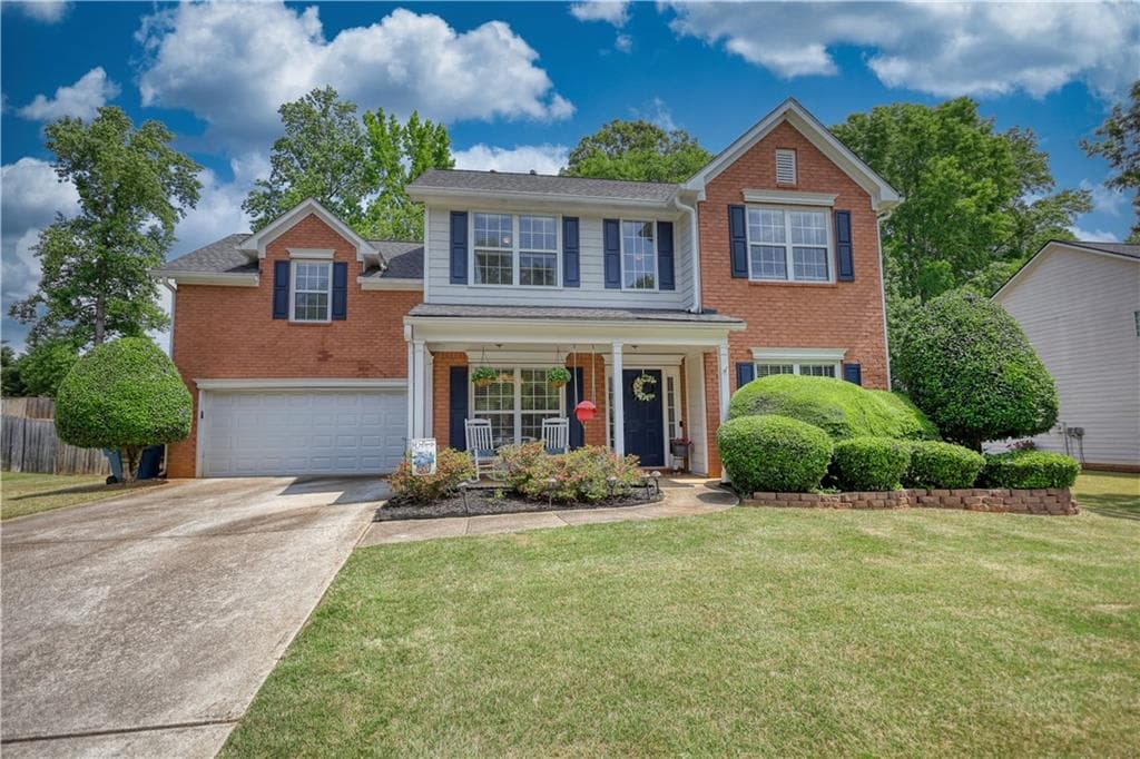 3 bedroom, 3 bathroom, 2,420 sq ft single family residence sold at 725 Beckenham Walk Drive, Dacula, GA 30019