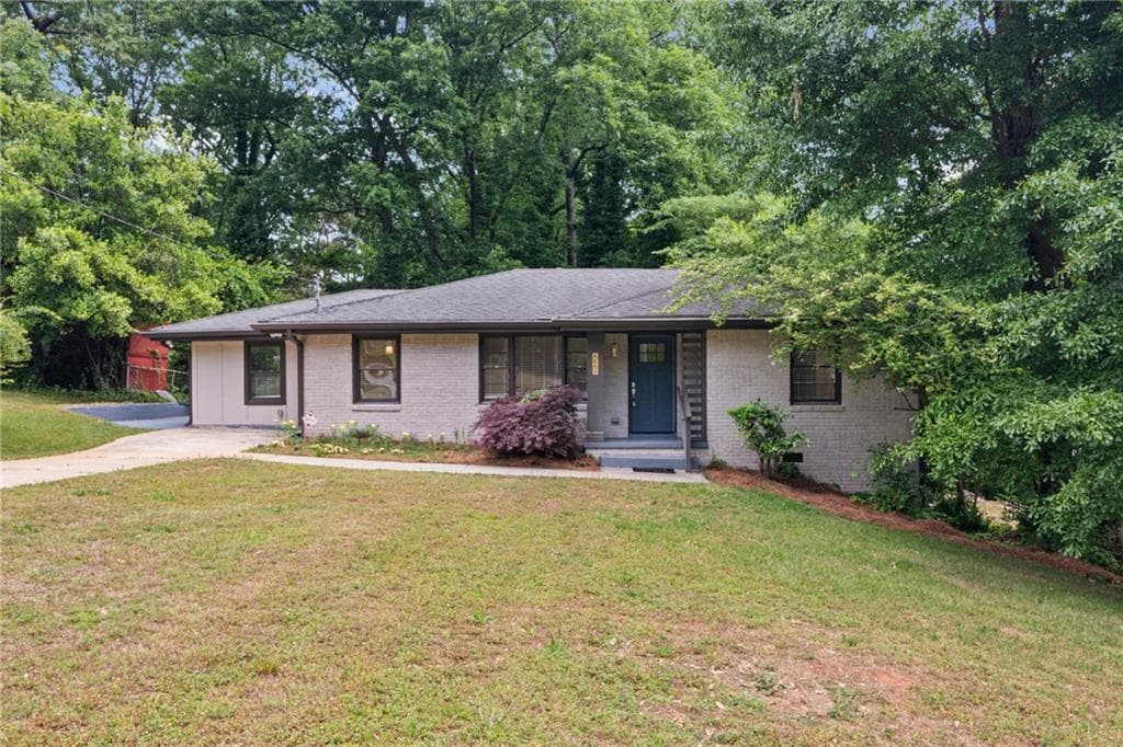 4 bedroom, 2 bathroom, 1,334 sq ft single family residence for sale at 2328 Starline Drive, Decatur, GA 30032