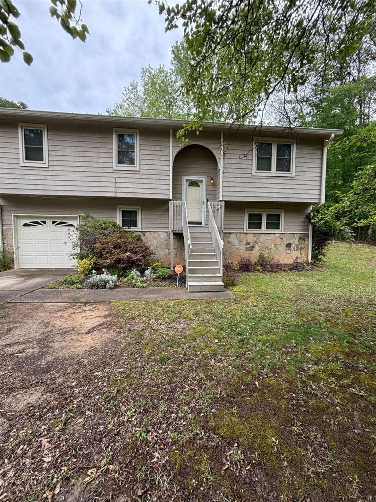 4 bedroom, 2 bathroom, 1,154 sq ft single family residence sold at 6770 Peppermill Lane, South Fulton, GA 30349