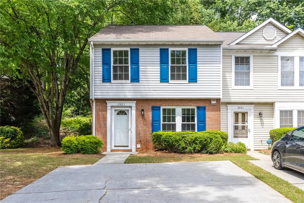 2 bedroom, 3 bathroom, 1,312 sq ft townhouse sold at 2883 Dresden Square Drive, Atlanta, GA 30341