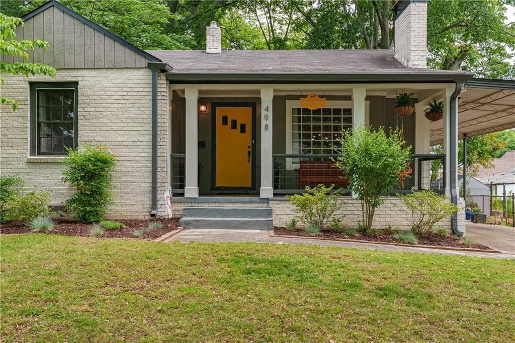 4 bedroom, 2 bathroom, 1,885 sq ft single family residence sold at 498 Glendalough Place, Atlanta, GA 30310