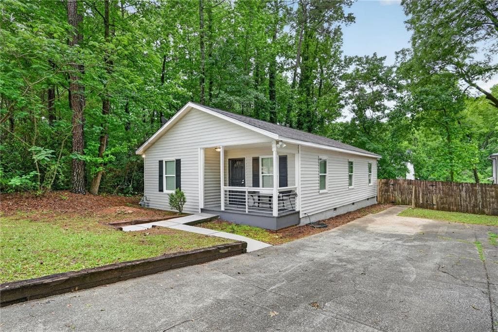 3 bedroom, 2 bathroom, 1,084 sq ft single family residence sold at 3239 Mchenry Avenue, Decatur, GA 30079